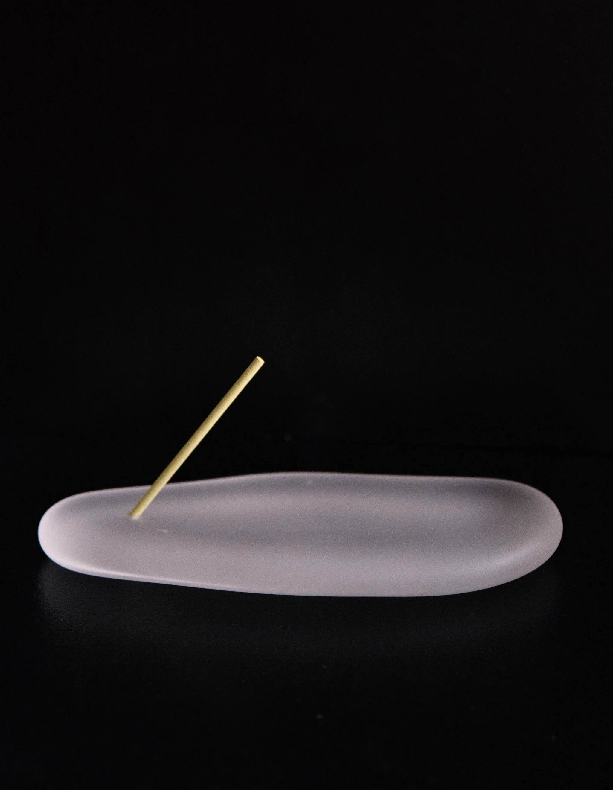 吉田晶乃 Akino Yoshida Handmade Glass Incense Holder (#1)