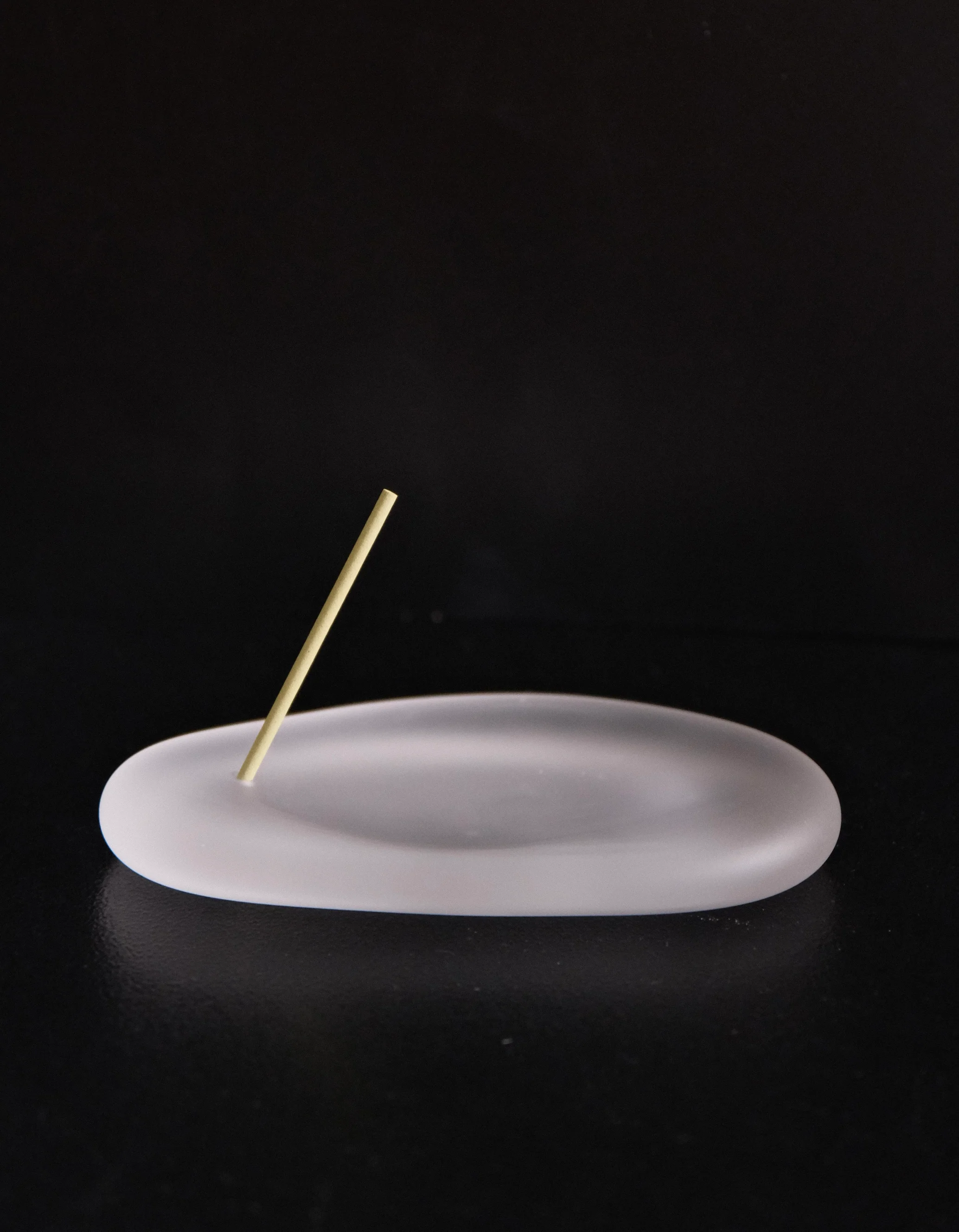 吉田晶乃 Akino Yoshida Handmade Glass Incense Holder (#8)