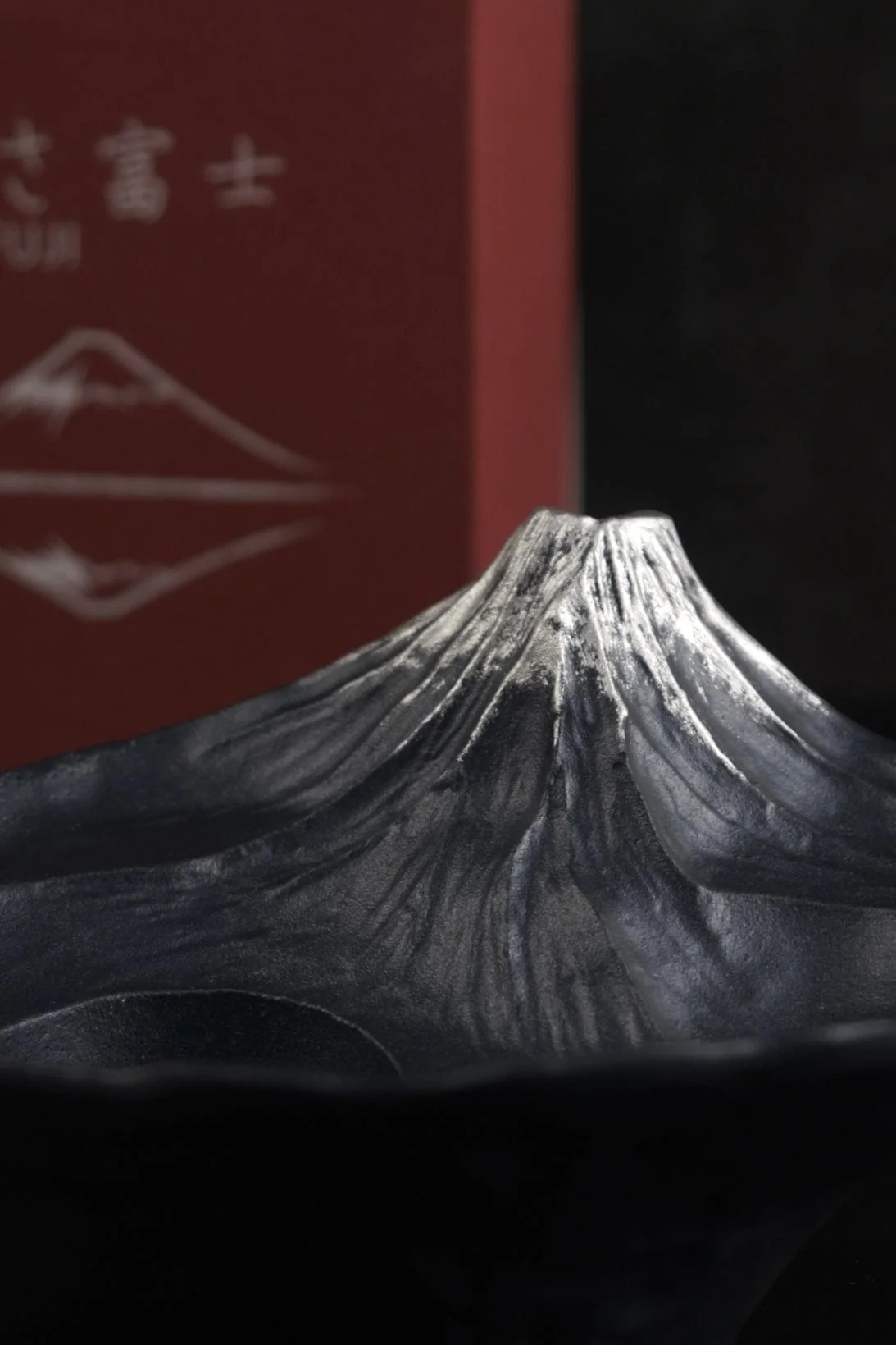 JAPAN GINGA-DO Ikebana Aluminum MT FUJI Flower Vase (Gift Box) - Image 4