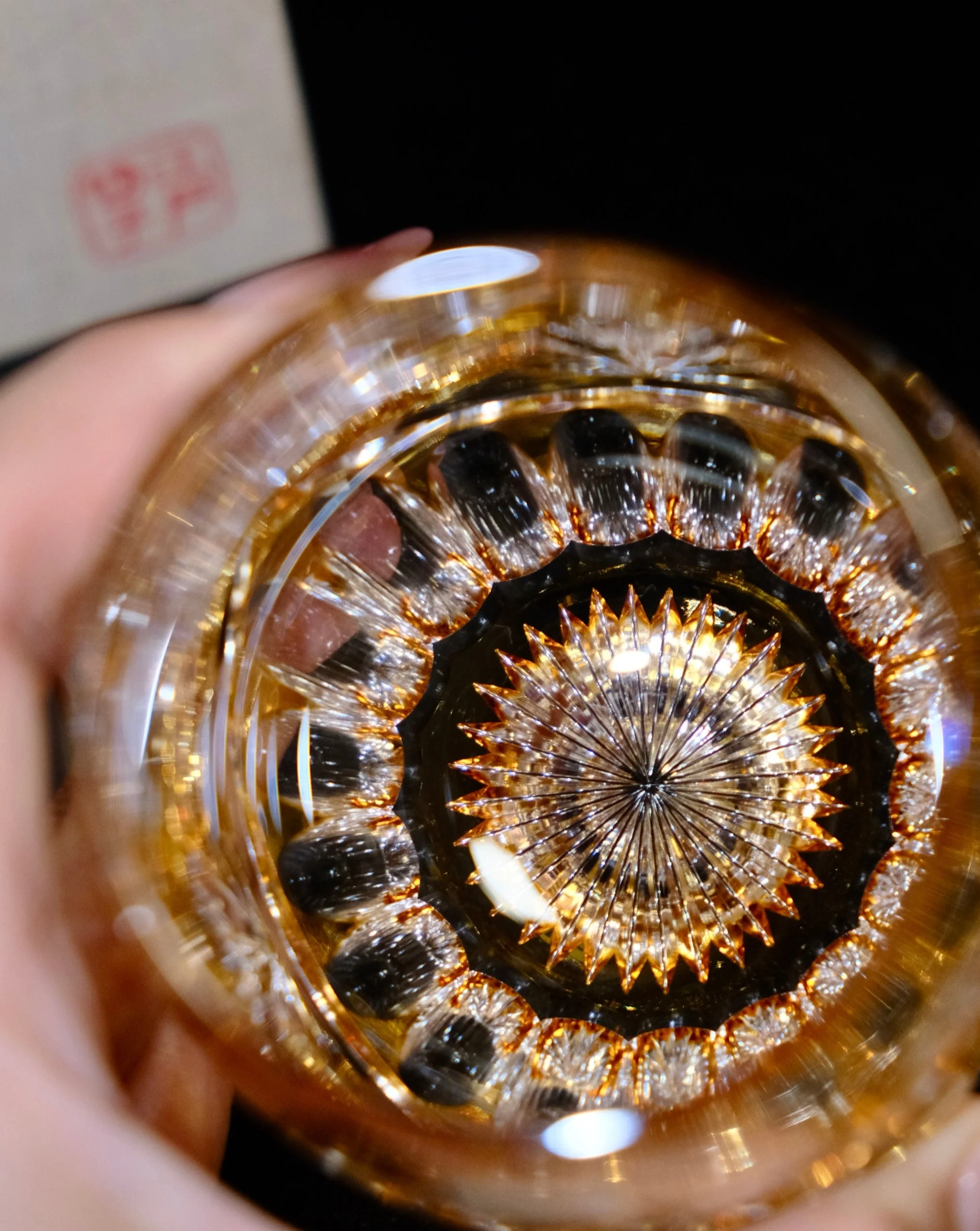 [KAGAMI CRYSTAL] Whiskey Glass Evening Lull (Yellow) By JUNICHI NABETANI Master Of Traditional Crafts Edo Kiriko - Image 4