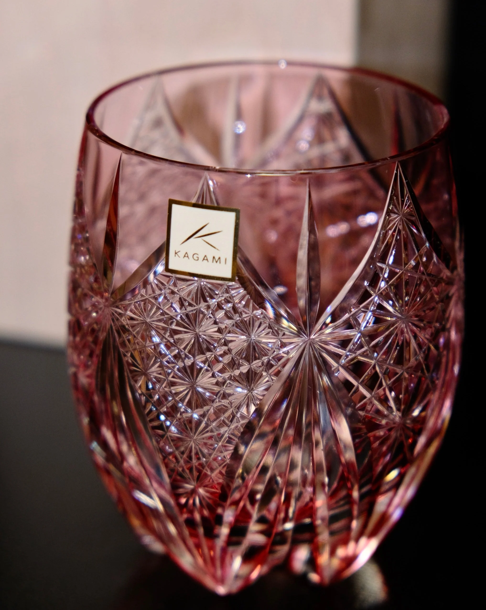 [KAGAMI CRYSTAL]  Whiskey Glass SUBARU (Red/Pink) By TATSUYA NEMOTO Master Of Traditional Crafts Edo Kiriko - Image 4