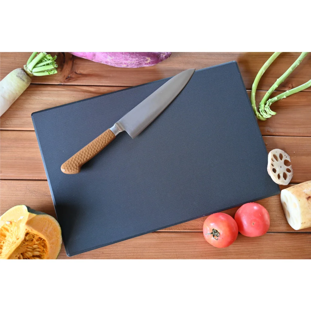 HASEGAWA Pro-PE Lite Black Wood Core Cutting Board - FPEL Series - Image 2