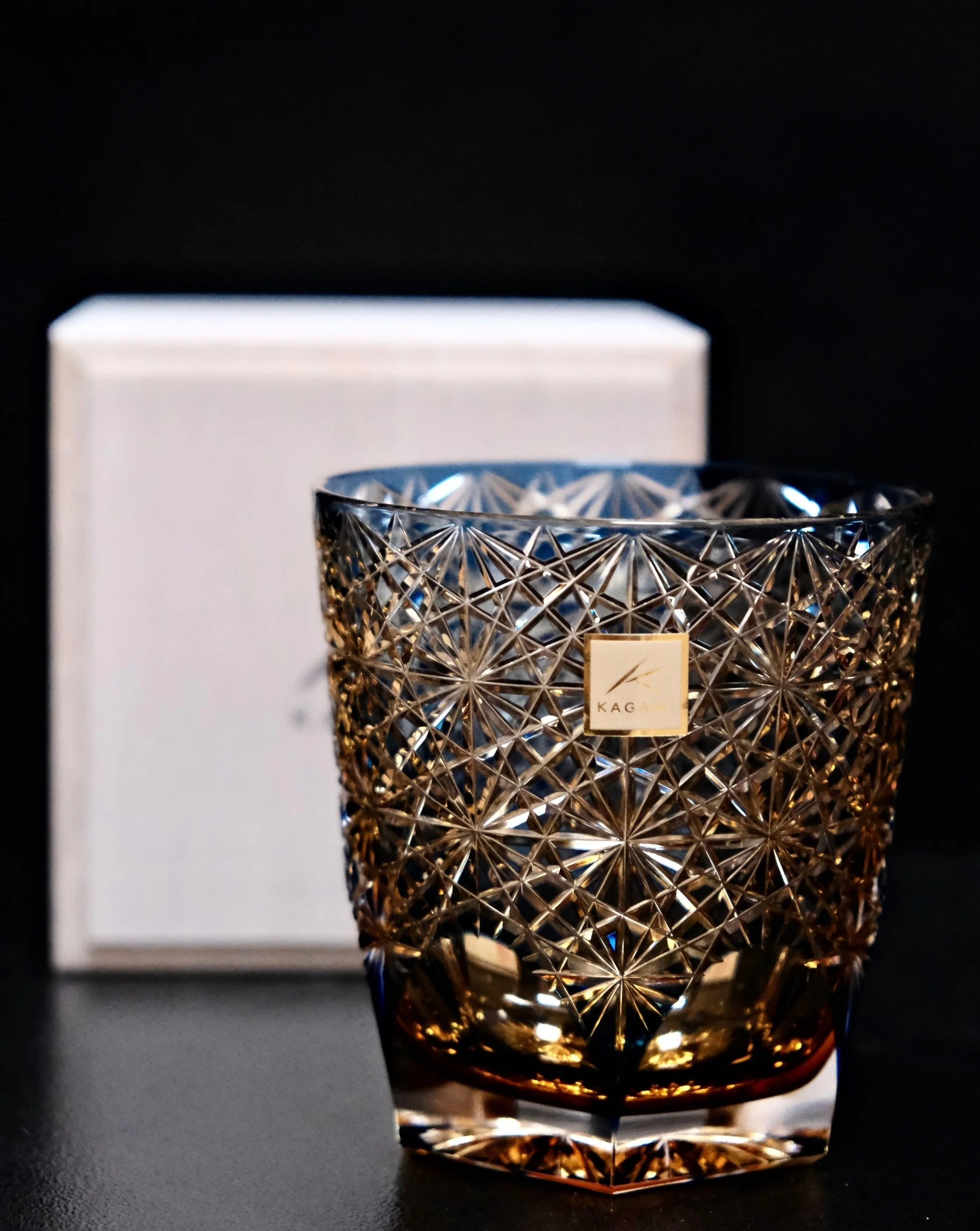[KAGAMI CRYSTAL] | EDO KIRIKO | KASANEIROME OGIKU (CHRYSANTHEMUM IN ABUNDANCE) Whiskey Glass - Image 3