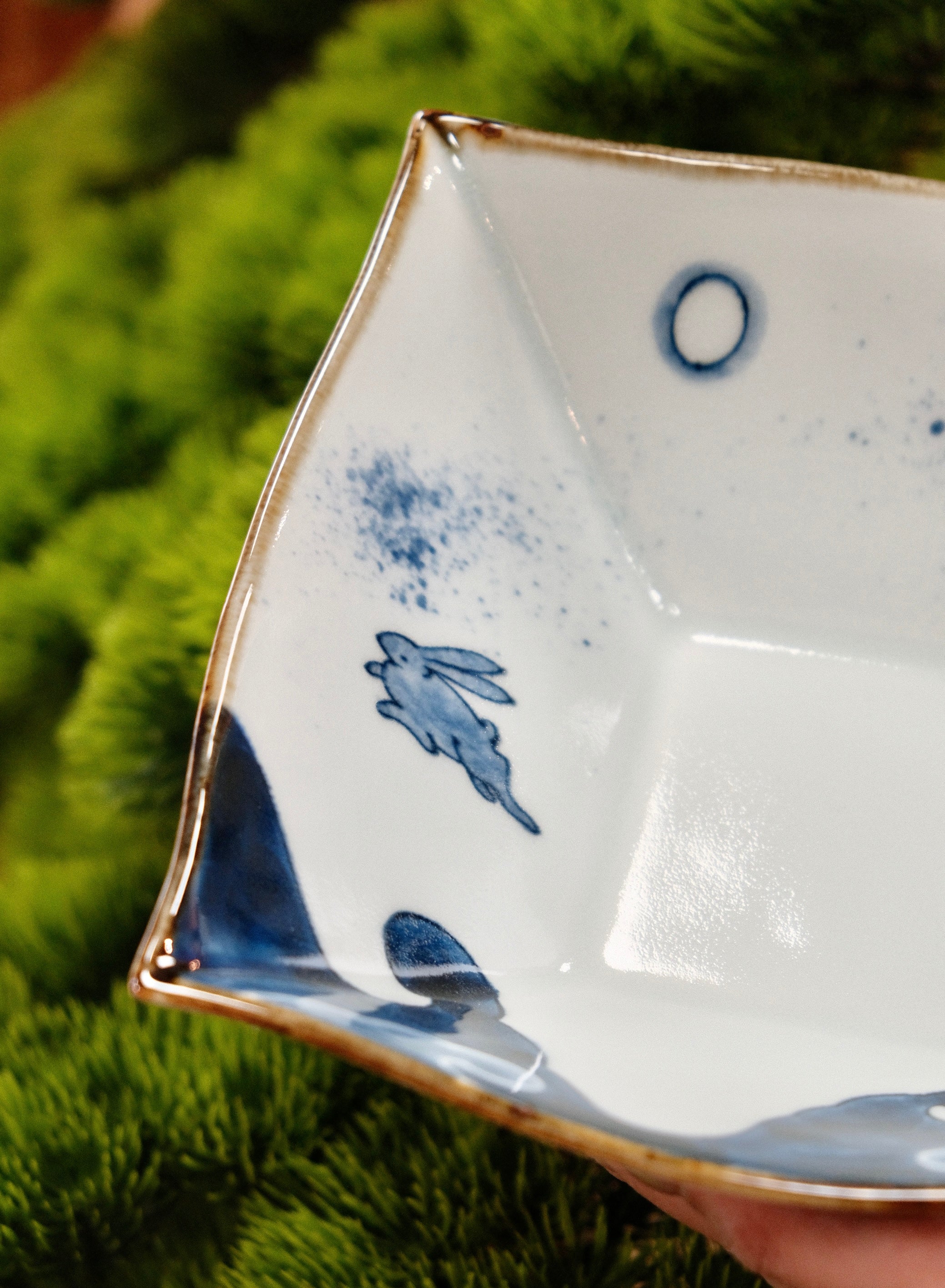 Arita Yaki Sometsuke Blue and White Handmade Large square Bowl (Rabbit) - Image 3