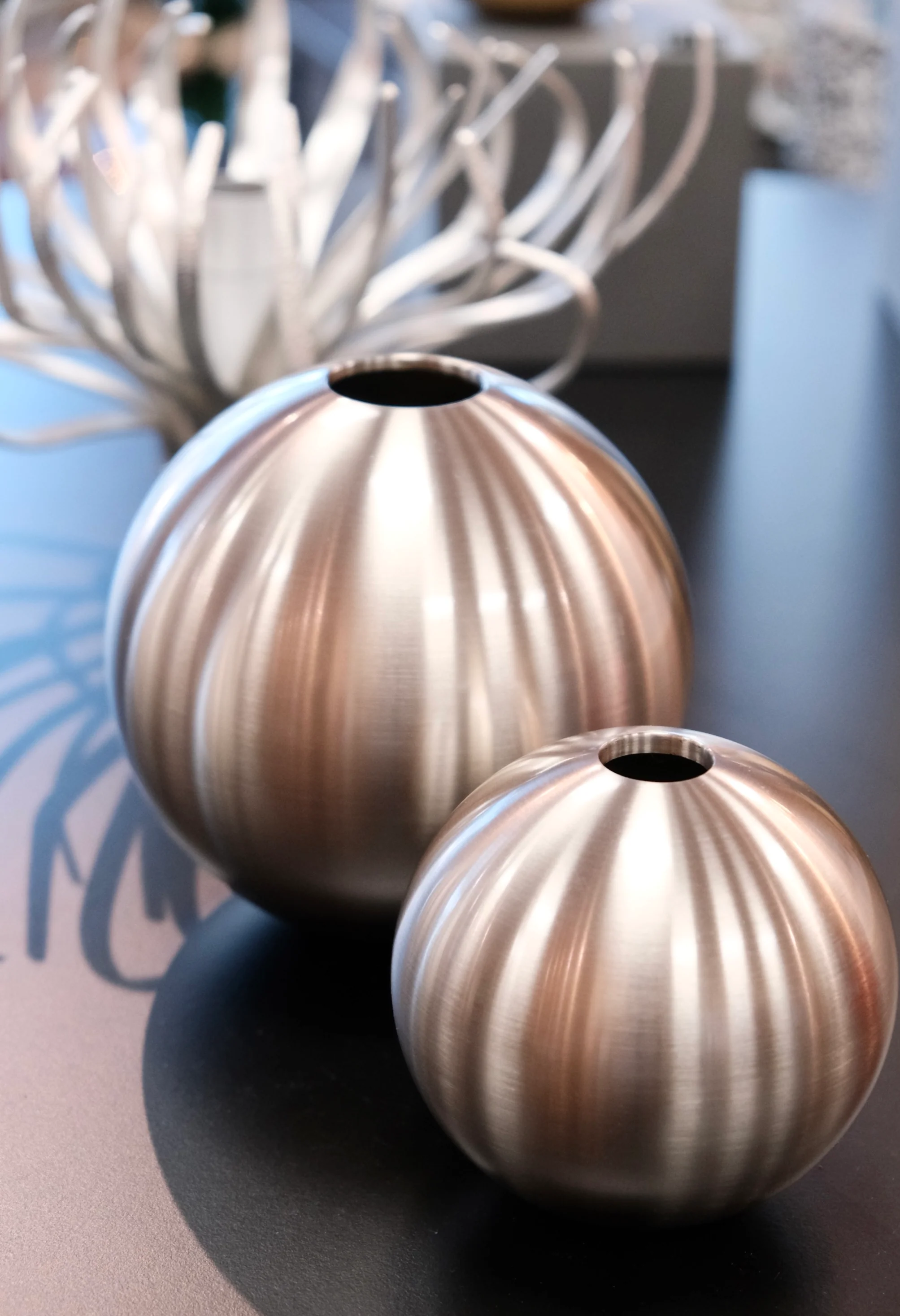 能作NOUSAKU 100% Tin TAMA Vase (Silver) - Image 4