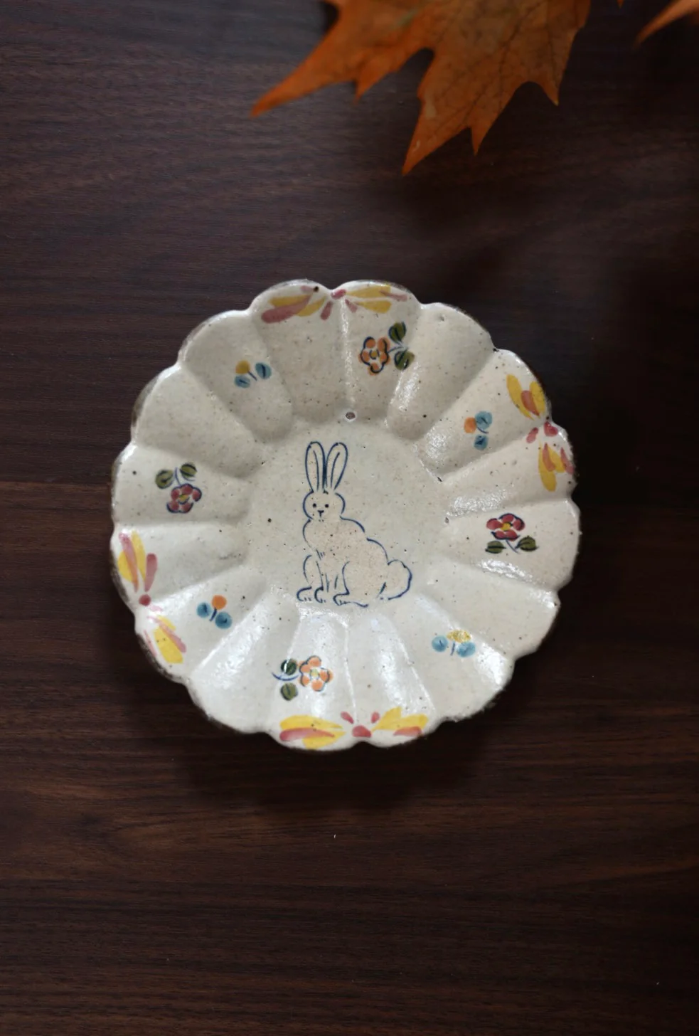 TATA pottery-田中大輝&田辺桂 5.5 inch/14 cm Dessert Flower Plate - Image 3