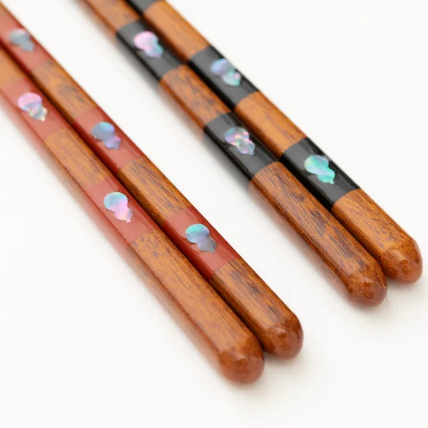 Tenmaru Rokuhyo (six gourds) with chopstick rests, pair set in a paulownia wood box - Image 4